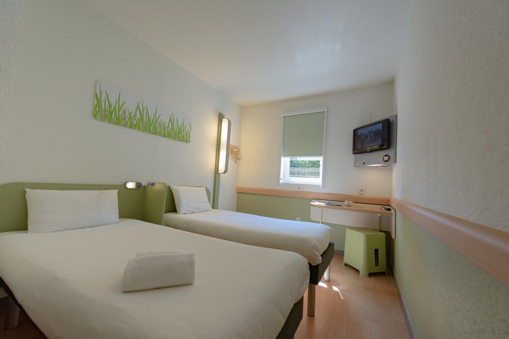 Ibis Budget Avignon Nord Le Pontet  Buitenkant foto